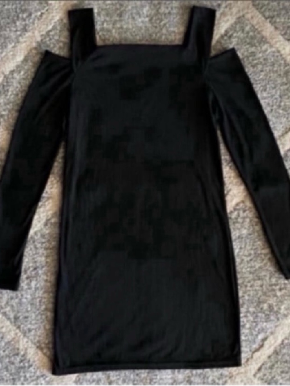 Black Cold-Shoulder Bodycon Dress